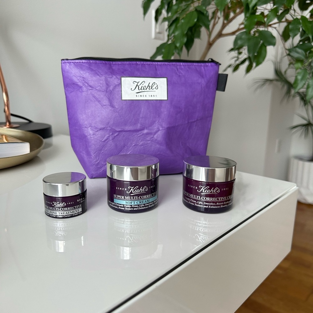 Kiehl’s set: 3 creams + cosmetic bag + original box